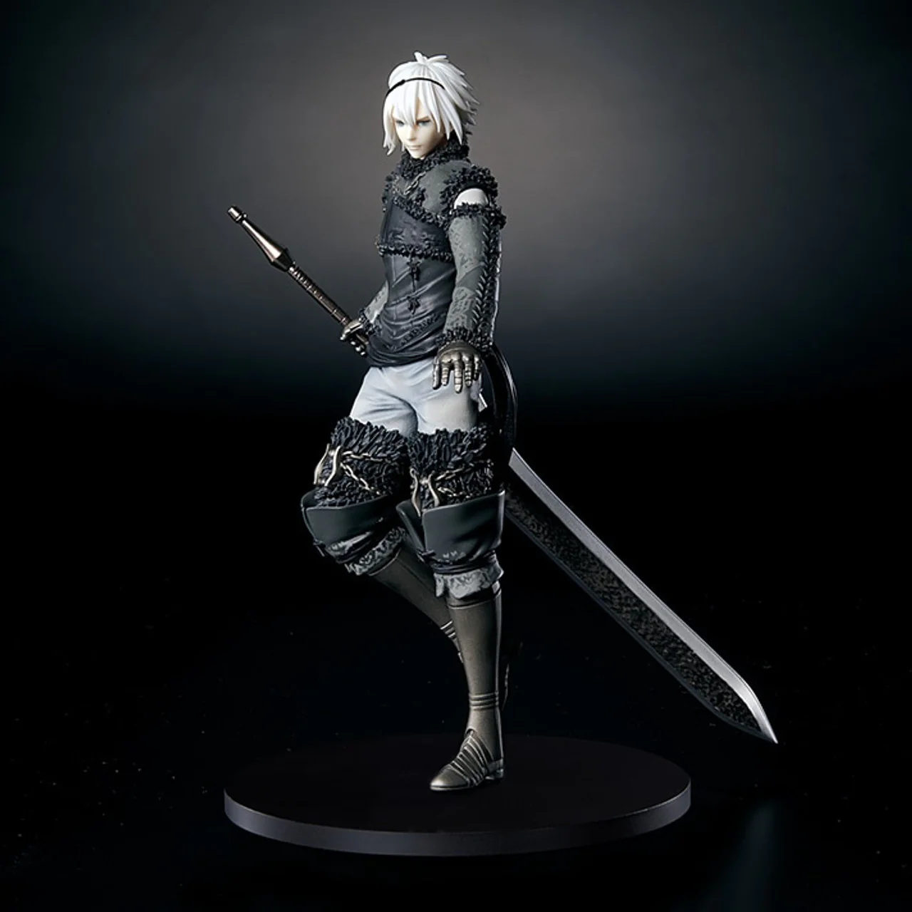 NIER REPLICANT VER.1.22474487139... STATUETTE - ADULT PROTAGONIST