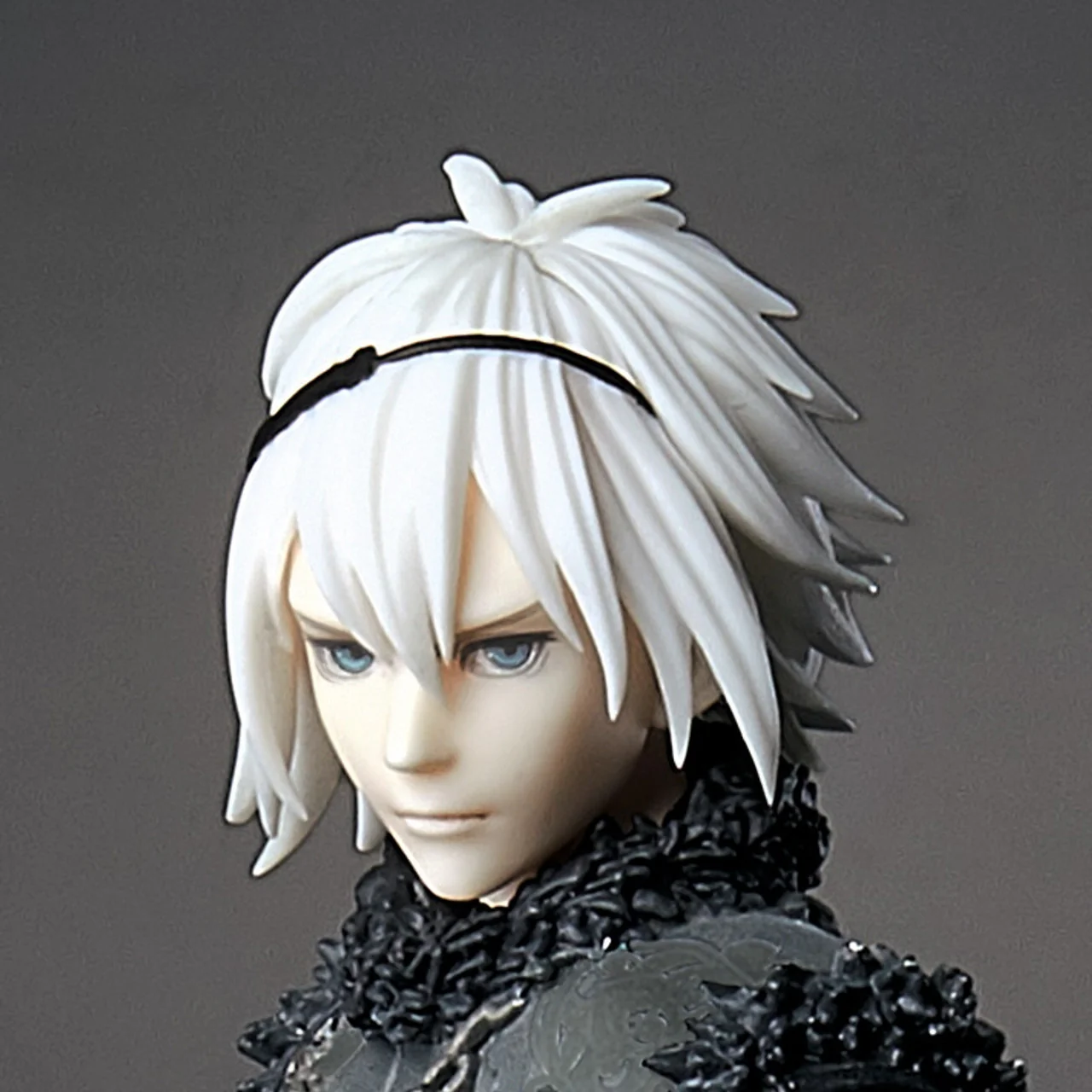 NIER REPLICANT VER.1.22474487139... STATUETTE - ADULT PROTAGONIST - Image 4